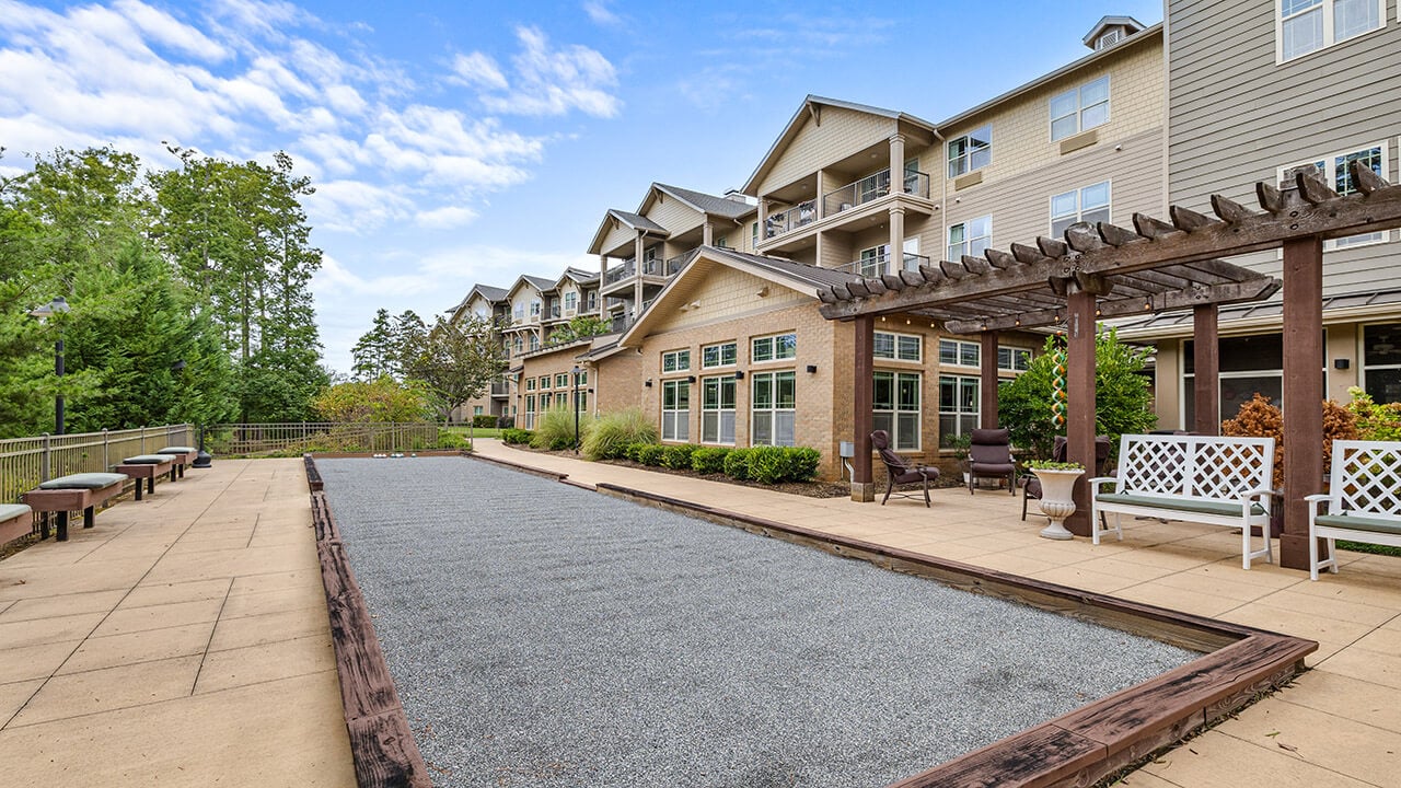 Exterior view of Williams Place Gracious Retirement Living