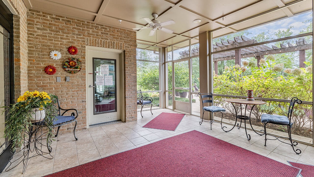 The outdoor patio at Williams Place